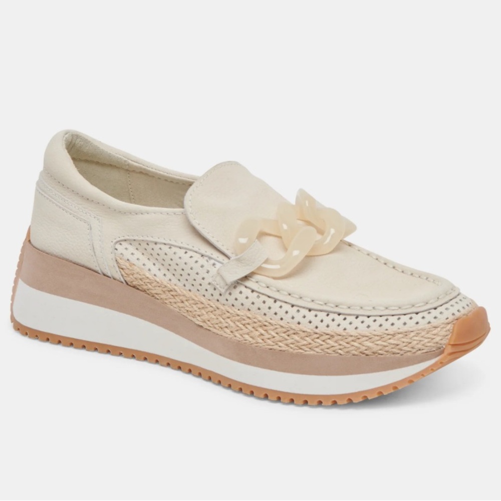New Women's Dolce Vita Cream Loafers with Chain Detail